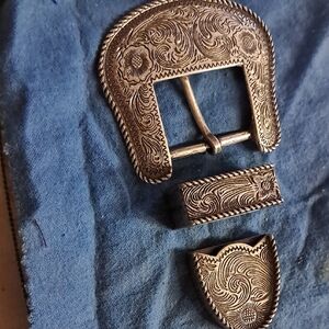 Intricately Designed Silver Buckle Set